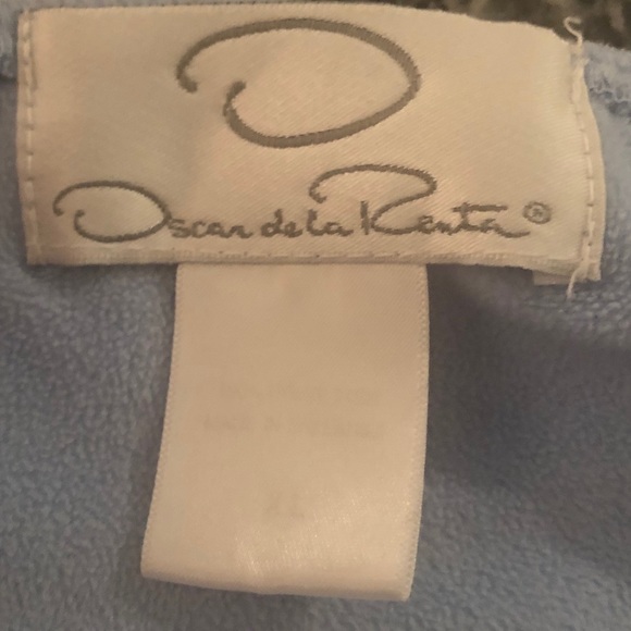 Oscar de la Renta Blue Floral Pullover Sweatshirt - Picture 4 of 4